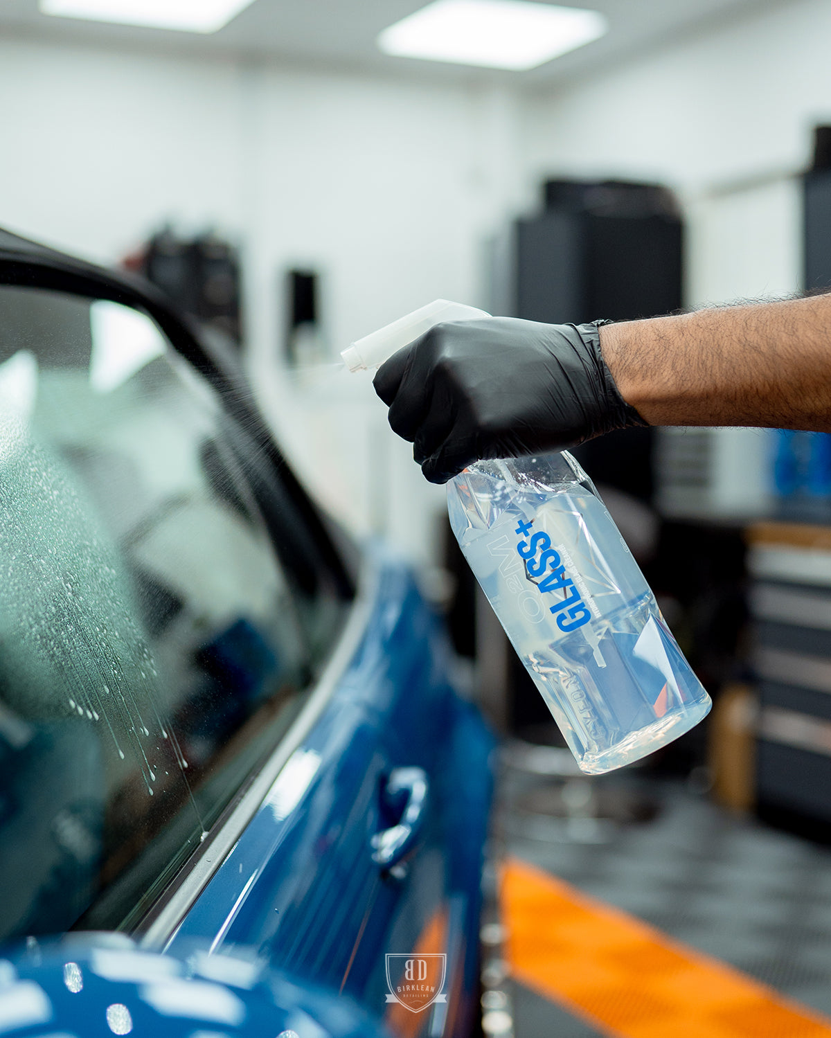 GYEON Q2M Glass+ - Hydrophobic Glass Cleaner